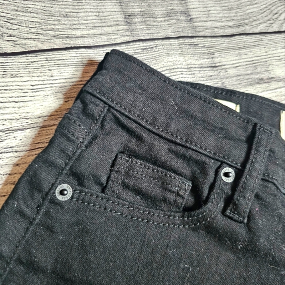 HIIGH rise black denim shorts Universal Thread - Picture 2 of 5